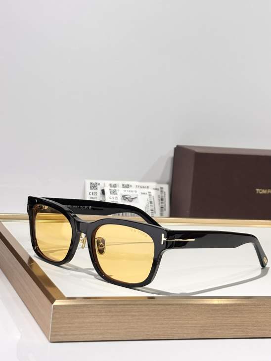 Picture of Tom Ford Sunglasses _SKUfw77836563fw